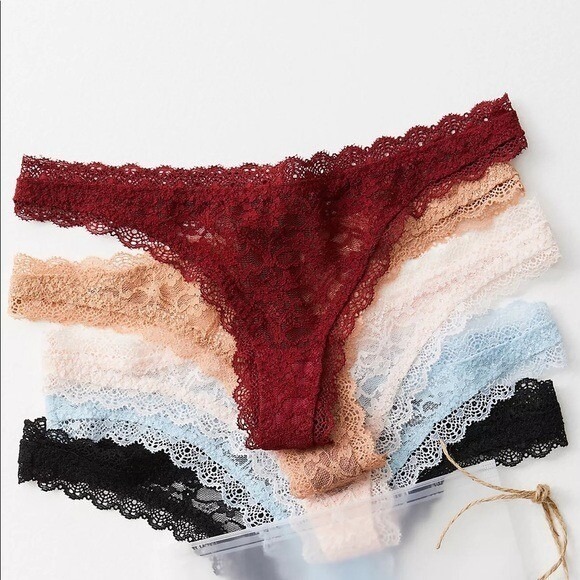 Free People Women's Lace Thong Set - Size Medium
